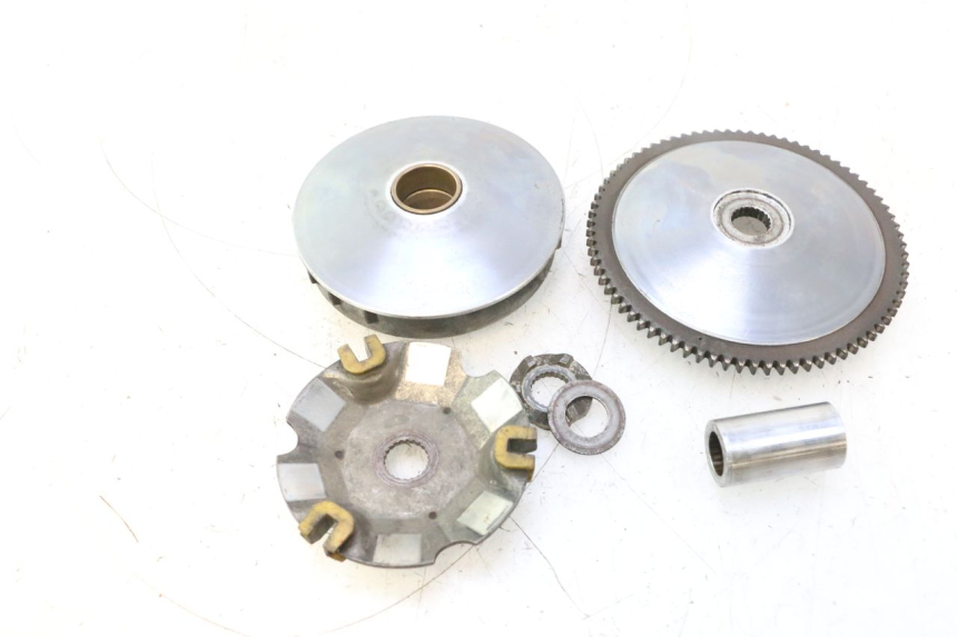 photo de VARIATOR PIAGGIO X8 STREET 125 (2006 - 2007) - Distinctive features