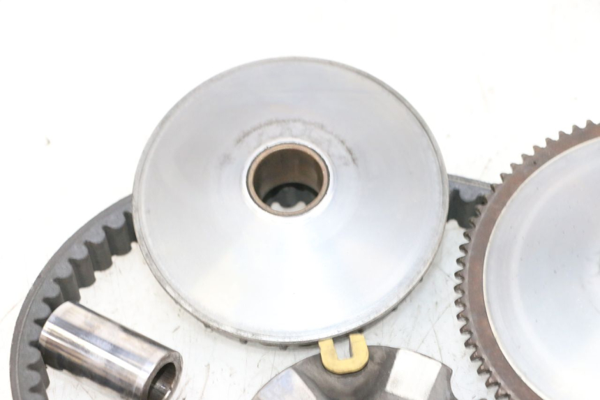 photo de VARIATOR PIAGGIO X8 125 (2004 - 2007) - Technical close-up