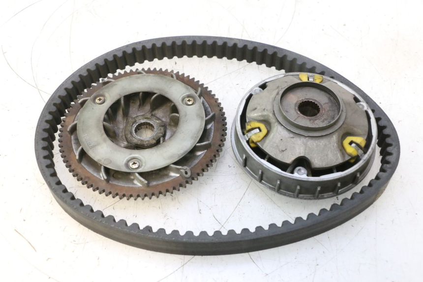 photo de VARIATOR PIAGGIO X9 EVOLUTION 125 (2003 - 2007) - High-resolution close-up