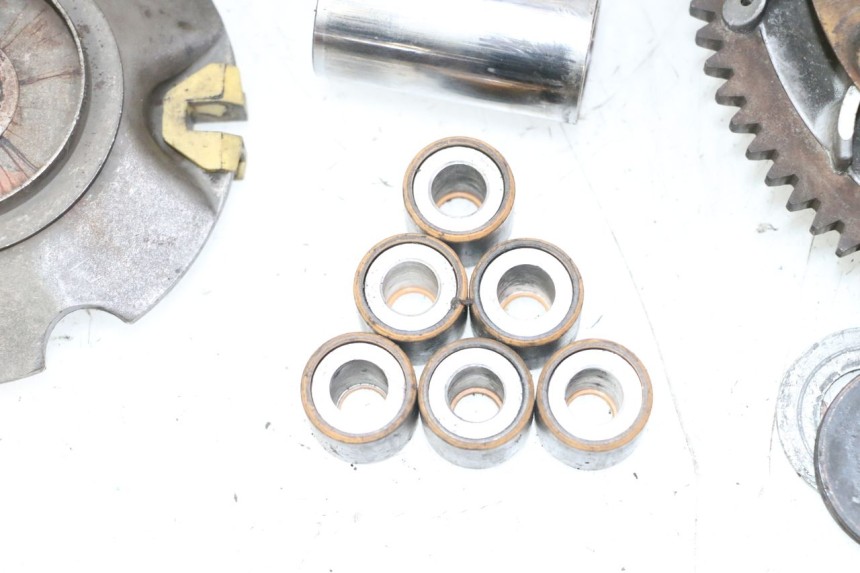 photo de VARIATOR PIAGGIO XEVO - X EVO 125 (2007 - 2017) - Distinctive features