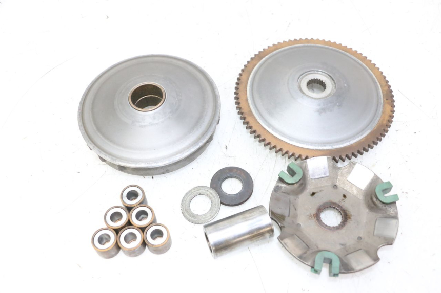 photo de VARIATOR PIAGGIO XEVO - X EVO 125 (2007 - 2017) - Alternative perspective