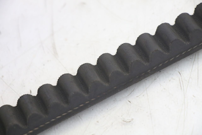 photo de VARIATOR YAMAHA YP MAJESTY 125 (2002 - 2006) - Fixing points details