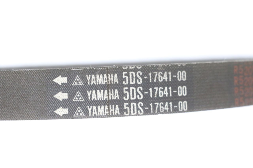 photo de VARIATOR YAMAHA YP MAJESTY 125 (1998 - 2001) - Fixing points details