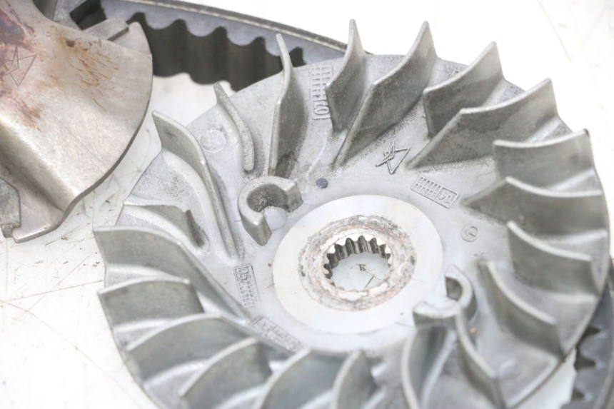 photo de VARIATOR YAMAHA YP MAJESTY 125 (2007 - 2010) - Detailed visual inspection