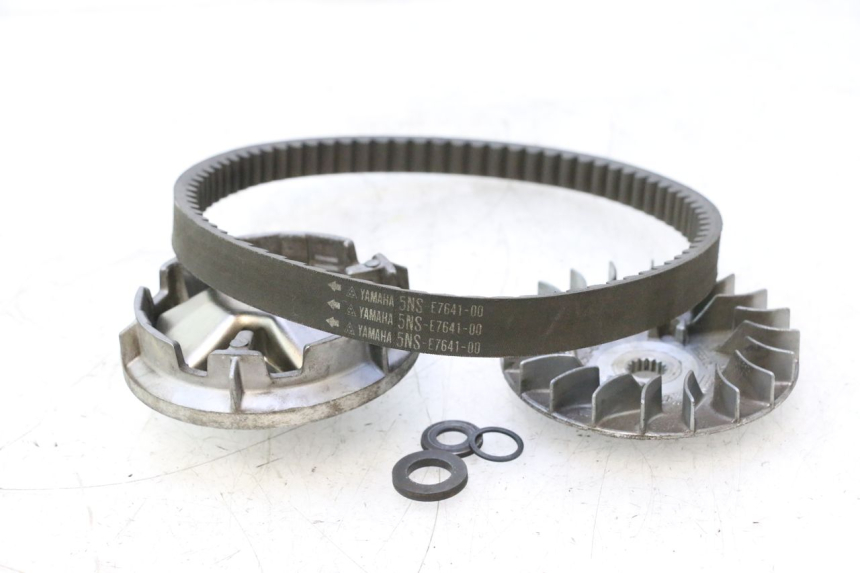 photo de VARIATOR YAMAHA YP MAJESTY 125 (2002 - 2006) - Component detail