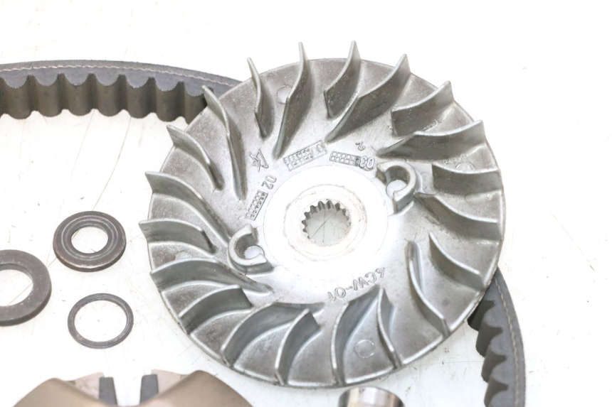 photo de VARIATOR YAMAHA YP MAJESTY 125 (2002 - 2006) - High-resolution close-up