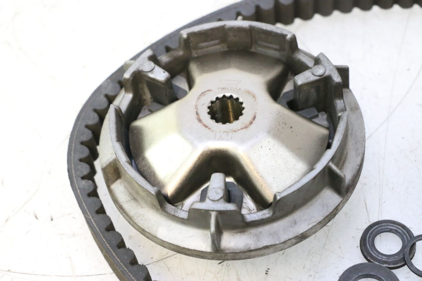 photo de VARIATOR YAMAHA YP MAJESTY 125 (2002 - 2006) - Technical close-up