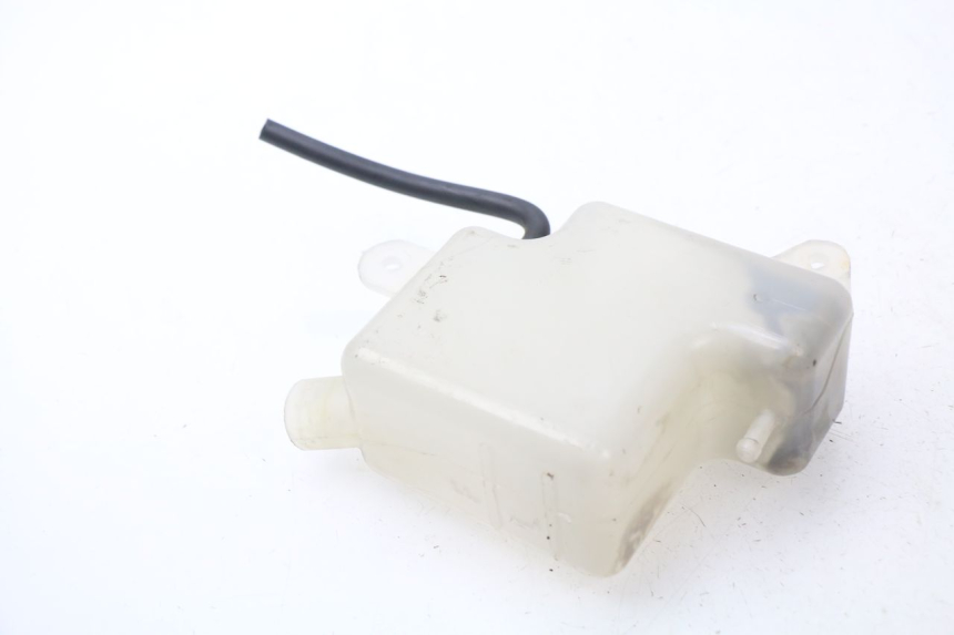 photo de COOLANT EXPANSION BOTTLE SUZUKI BURGMAN 125 (2007 - 2014) - Main view