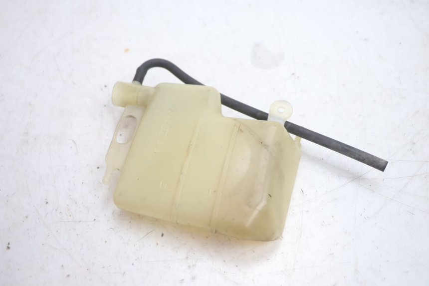 photo de COOLANT EXPANSION BOTTLE SUZUKI BURGMAN EXECUTIVE ABS 650 (2006 - 2012) - Component detail