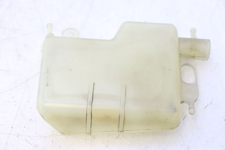 photo de COOLANT EXPANSION BOTTLE SUZUKI BURGMAN EXECUTIVE ABS 650 (2006 - 2012) - Component detail