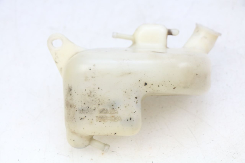 photo de EXPANSION TANK HONDA CB 500 (1997 - 2003) - Zoom on usage condition