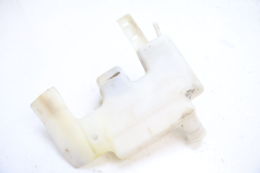 photo de COOLANT EXPANSION BOTTLE HONDA CB F HORNET 600 (2005 - 2006) - Component detail