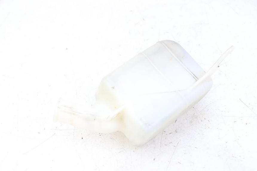 photo de EXPANSION TANK HONDA CBF 500 (2004 - 2007) - Zoom on usage condition