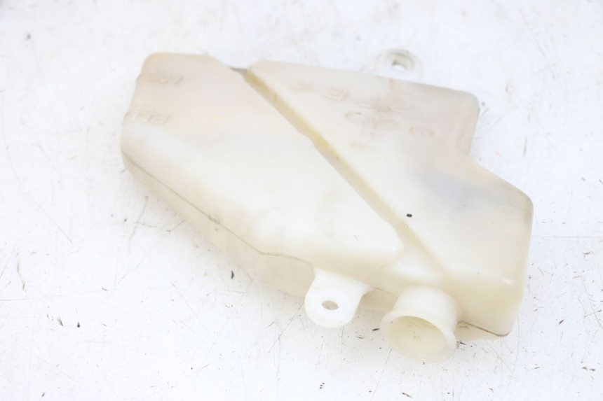 photo de EXPANSION TANK YAMAHA FJR ABS 1300 (2006 - 2012) - Fixing points details