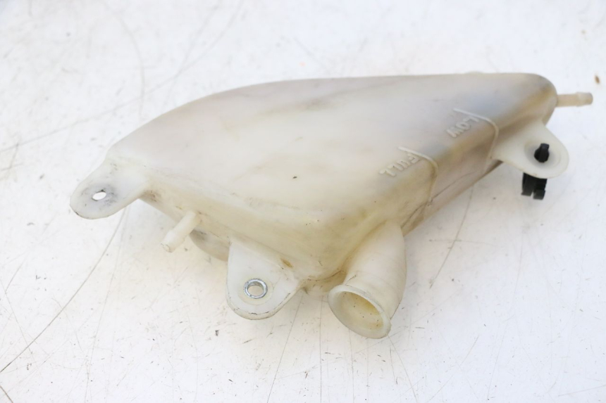 photo de COOLANT EXPANSION BOTTLE YAMAHA FJR 1300 (2001 - 2005) - Technical close-up