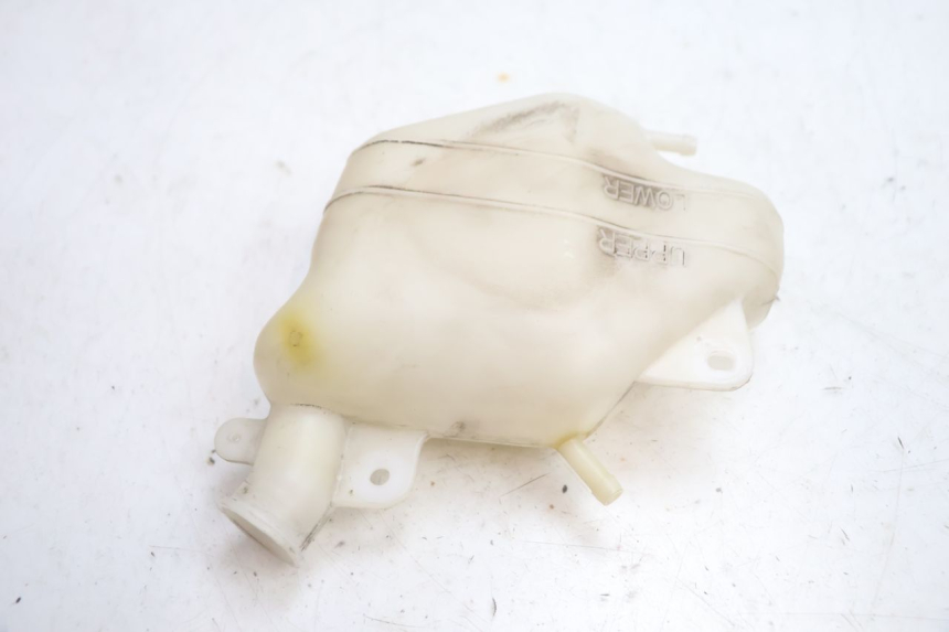 photo de COOLANT EXPANSION BOTTLE HONDA FJS SILVER WING SILVERWING 400 (2005 - 2008) - Zoom on usage condition
