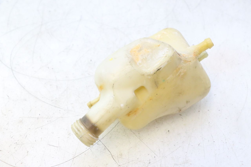 photo de COOLANT EXPANSION BOTTLE GILERA GP 800 (2007 - 2013) - Technical close-up