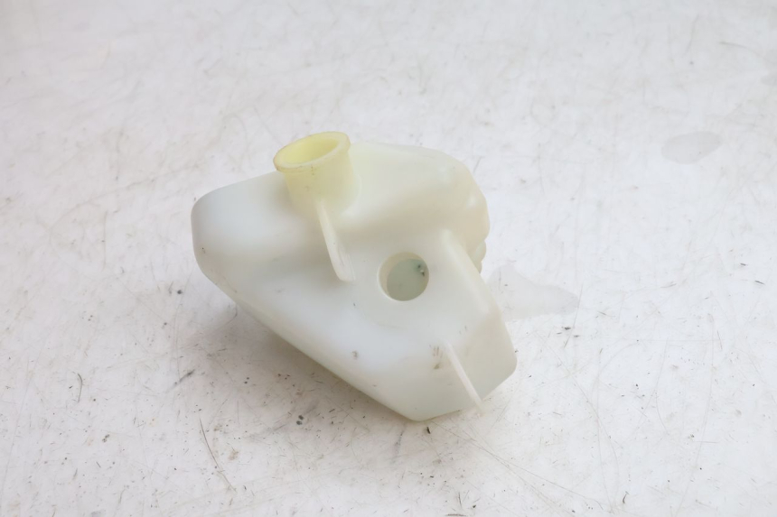 photo de COOLANT EXPANSION BOTTLE NECO GPX LC 2T 50 (2014 - 2018) - Fixing points details