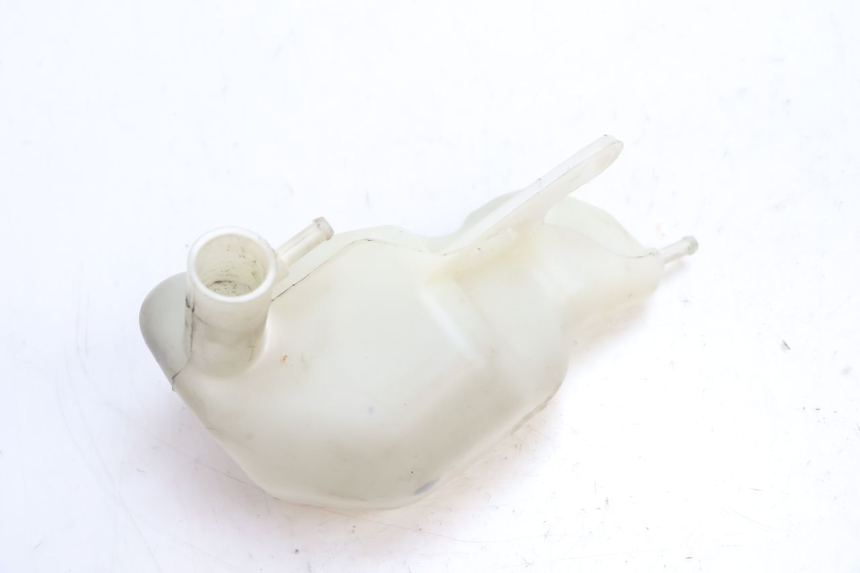 photo de COOLANT EXPANSION BOTTLE SUZUKI GSR 600 (2005 - 2012) - Component detail