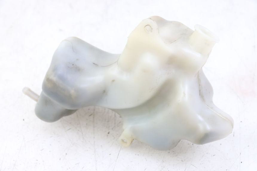 photo de COOLANT EXPANSION BOTTLE HONDA CBR F 1000 (1993 - 1996) - Zoom on usage condition