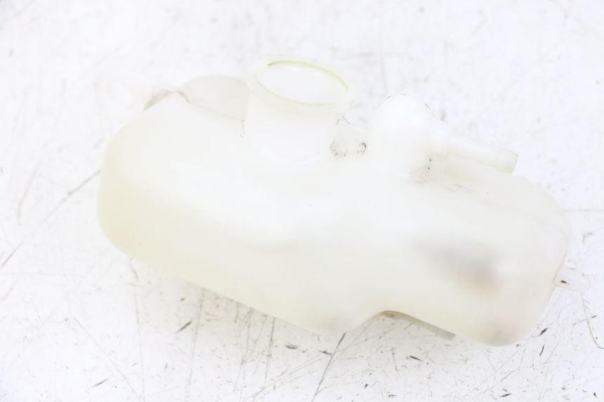 photo de COOLANT EXPANSION BOTTLE HONDA FORZA 125 (2021 - 2025) - Zoom on usage condition