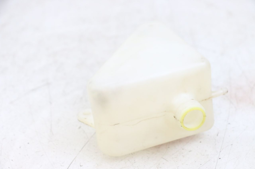 photo de COOLANT EXPANSION BOTTLE HYTRACK HY S 4X4 410 (2013 - 2016) - Component detail