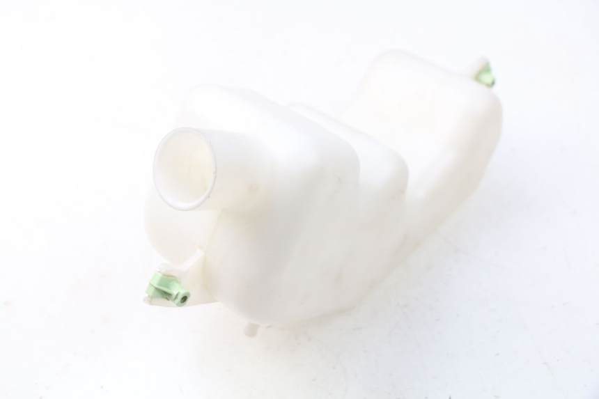 photo de COOLANT EXPANSION BOTTLE PEUGEOT METROPOLIS 400 (2017 - 2020) - Main view