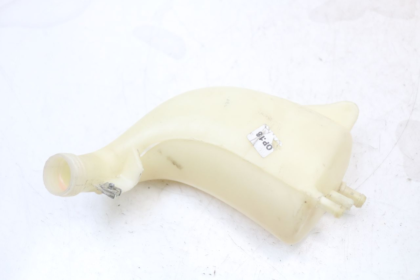 photo de COOLANT EXPANSION BOTTLE PIAGGIO MP3 HPE 350 (2018 - 2020) - Component detail