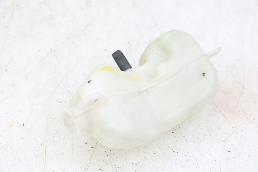 photo de COOLANT EXPANSION BOTTLE YAMAHA MT-07 MT07 ABS 700 (2018 - 2020) - Technical close-up