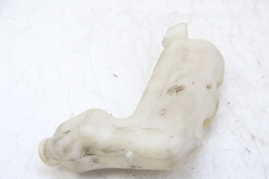 photo de EXPANSION TANK HONDA PES PS I 125 (2006 - 2012) - Zoom on usage condition