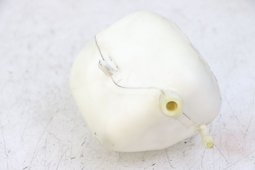 photo de COOLANT EXPANSION BOTTLE PEUGEOT SATELIS 125 (2013 - 2018) - Component detail