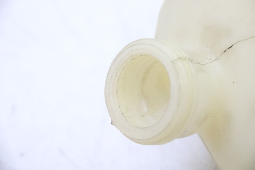 photo de COOLANT EXPANSION BOTTLE PEUGEOT SATELIS 250 (2006 - 2012) - Alternative perspective