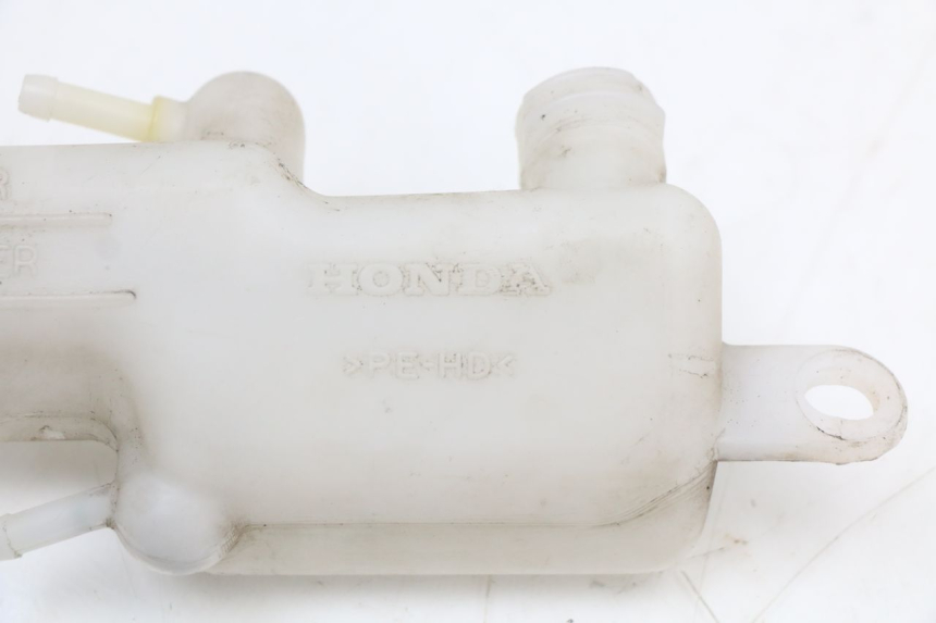 photo de COOLANT EXPANSION BOTTLE HONDA SH ABS 125 (2012 - 2017) - Zoom on usage condition