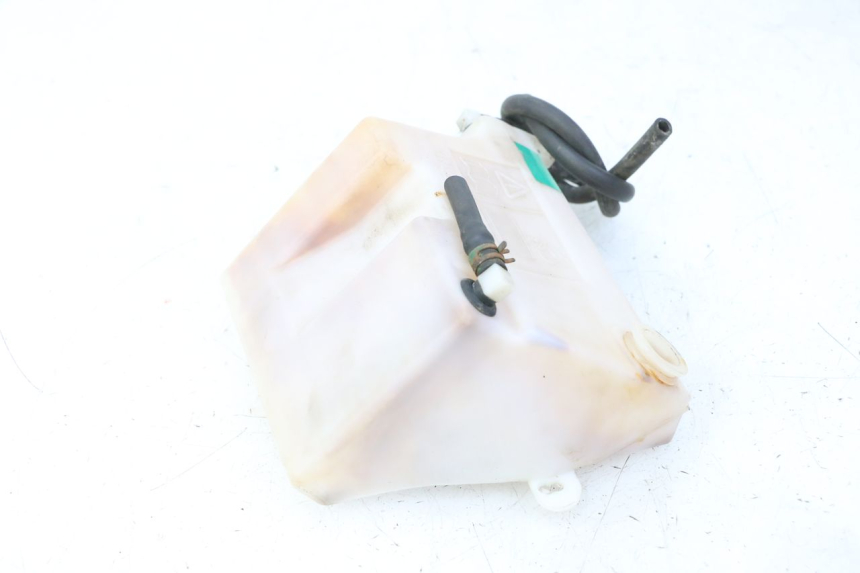 photo de COOLANT EXPANSION BOTTLE TRIUMPH SPRINT 900 (1995 - 1998) - Product overview