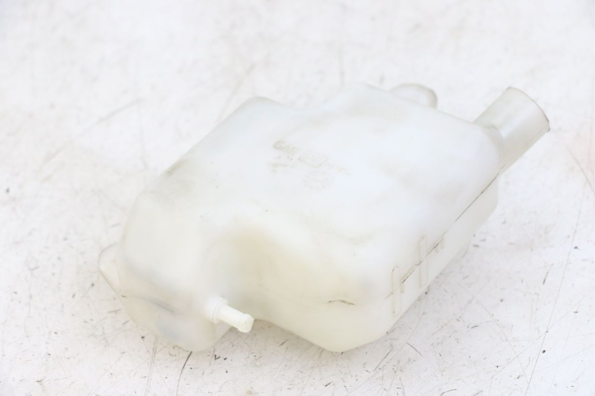 photo de COOLANT EXPANSION BOTTLE SUZUKI BURGMAN 125 (2018 - 2021) - Zoom on usage condition