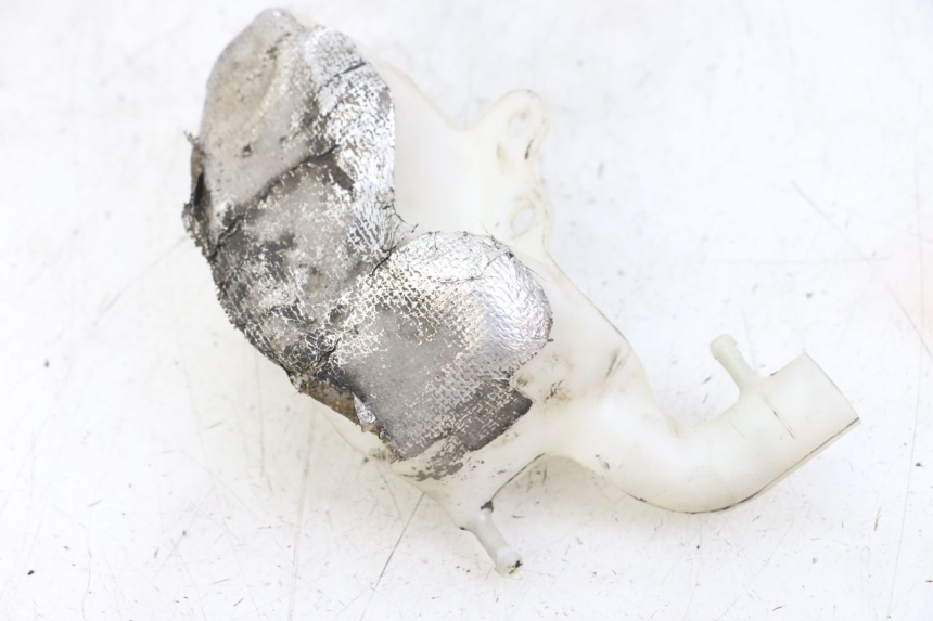 photo de COOLANT EXPANSION BOTTLE SUZUKI GSR 750 (2011 - 2017) - Zoom on usage condition