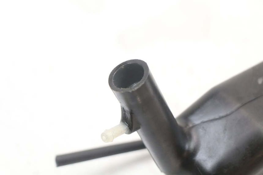 photo de COOLANT EXPANSION BOTTLE SUZUKI SV S 650 (1999 - 2002) - Zoom on usage condition