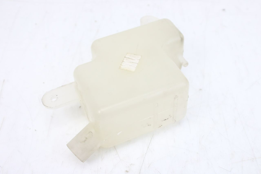 photo de EXPANSION TANK SUZUKI UH BURGMAN 125 (2002 - 2006) - Component detail