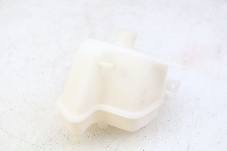photo de EXPANSION TANK PIAGGIO VESPA GTS SUPER IE 125 (2009 - 2016) - Technical close-up