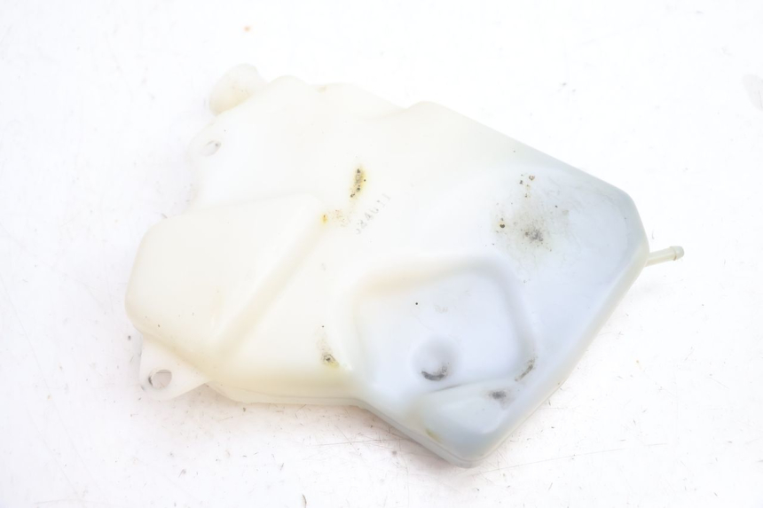 photo de COOLANT EXPANSION BOTTLE HONDA VFR FI RC46 800 (1998 - 2001) - Zoom on usage condition