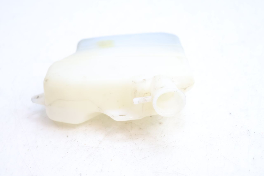 photo de COOLANT EXPANSION BOTTLE HONDA VFR FI RC46 800 (1998 - 2001) - Technical close-up