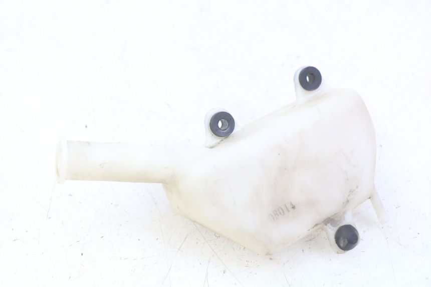 photo de EXPANSION TANK HONDA VT C SHADOW 125 (1999 - 2007) - Zoom on usage condition