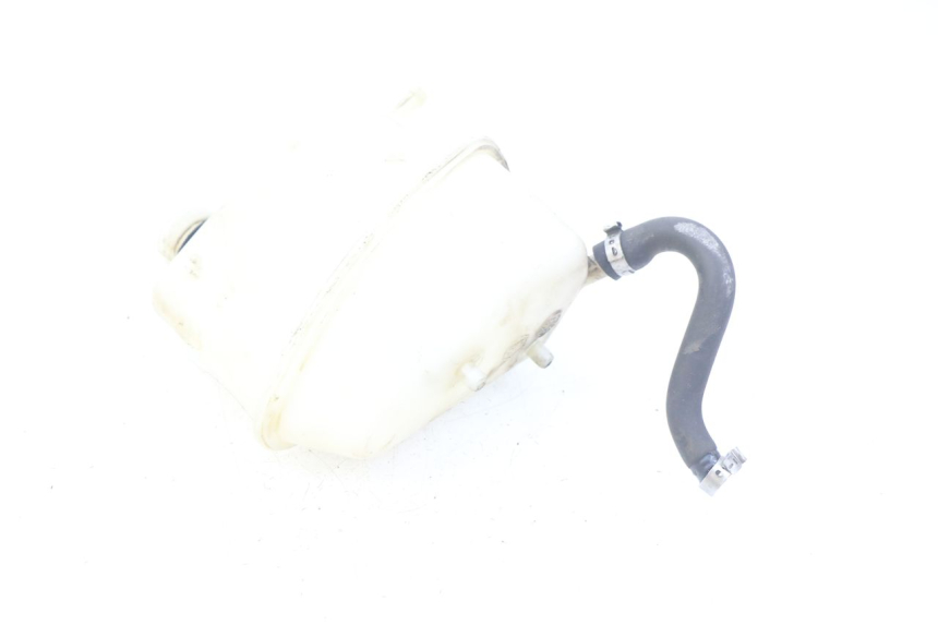 photo de EXPANSION TANK PIAGGIO X8 125 (2004 - 2007) - Main view
