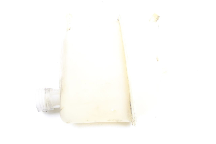 photo de EXPANSION TANK PIAGGIO X9 EVOLUTION 125 (2003 - 2007) - Zoom on usage condition