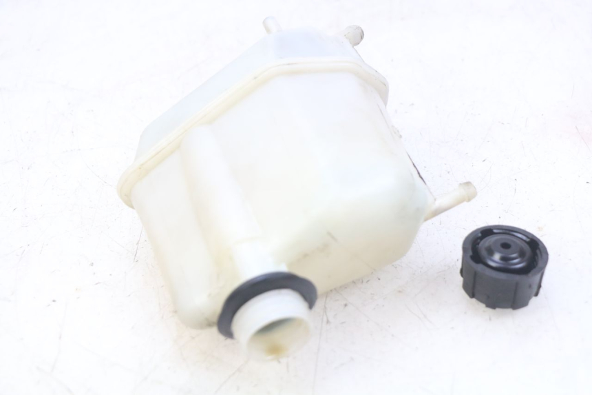 photo de EXPANSION TANK PIAGGIO XEVO - X EVO 125 (2007 - 2017) - Main view