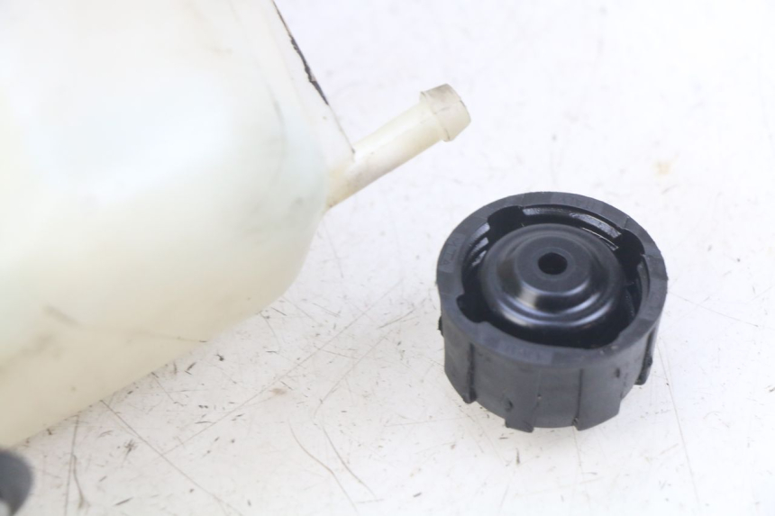 photo de EXPANSION TANK PIAGGIO XEVO - X EVO 125 (2007 - 2017) - Product overview