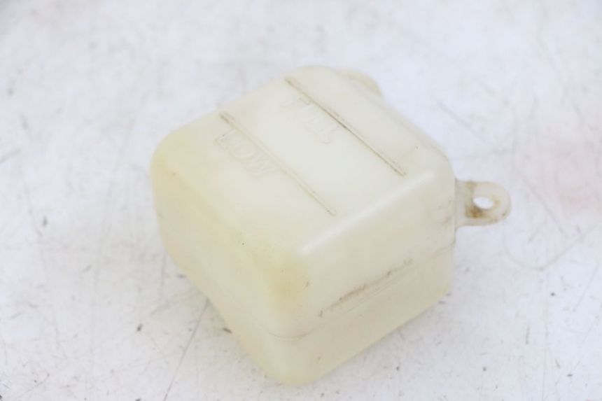 photo de COOLANT EXPANSION BOTTLE YAMAHA XJ6 ABS 600 (2008 - 2016) - Zoom on usage condition