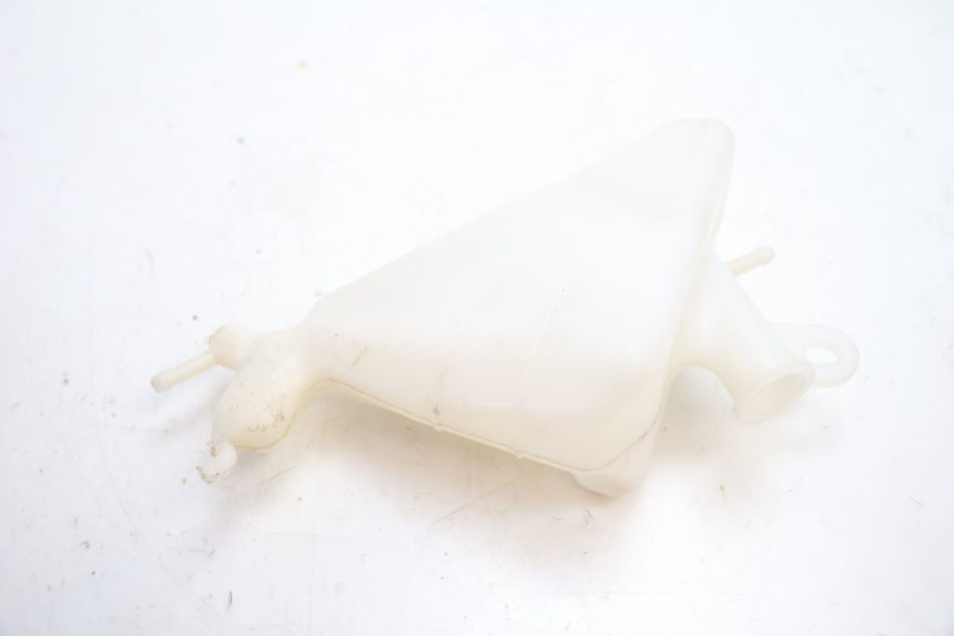 photo de COOLANT EXPANSION BOTTLE HONDA XLV VARADERO 125 (2007 - 2012) - Zoom on usage condition