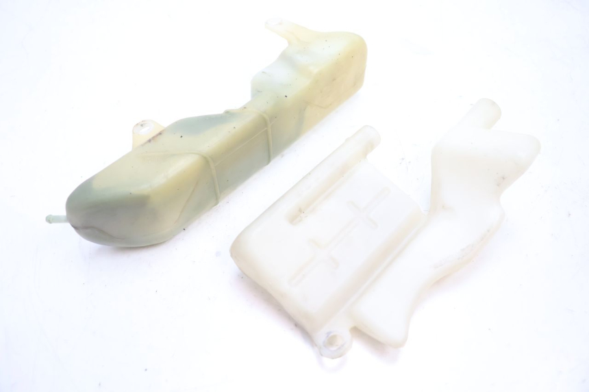 photo de COOLANT EXPANSION BOTTLE HONDA XRV AFRICA TWIN 750 (1990 - 1992) - Main view
