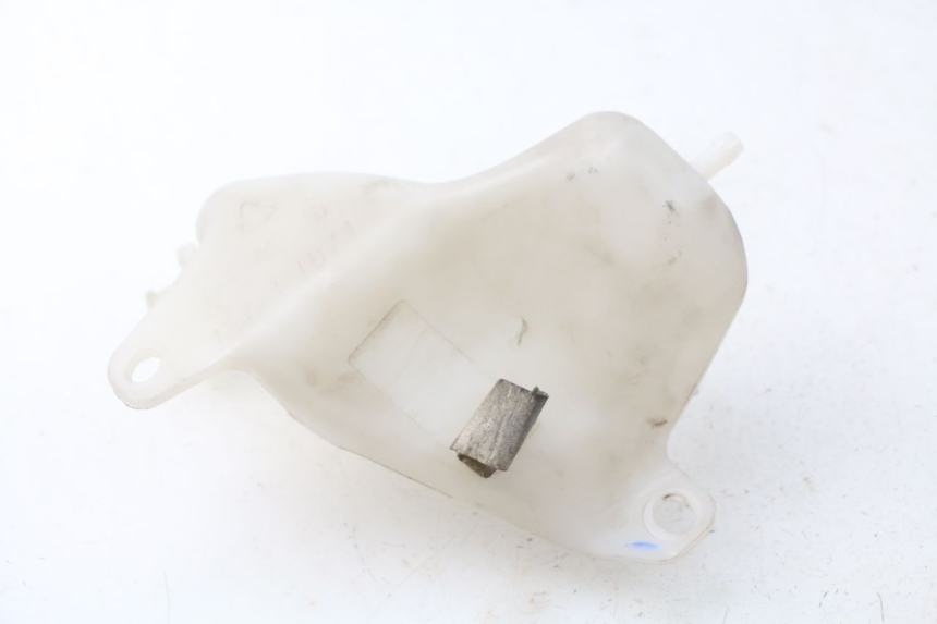 photo de COOLANT EXPANSION BOTTLE YAMAHA YP X-MAX XMAX 400 (2014 - 2017) - Zoom on usage condition